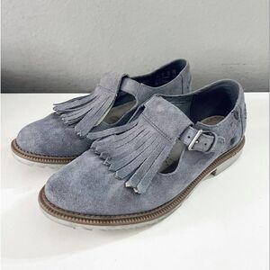 Ladies Clarks Buckle Fastened Fringe Flats 'Griffin Mia' US size 6 UK SIZE 4